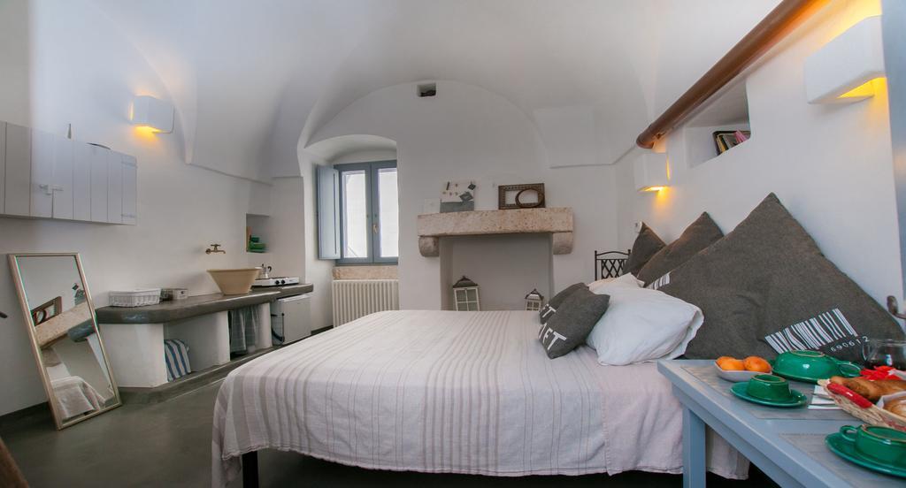 I 7 Archi Guest House Ostuni Kültér fotó